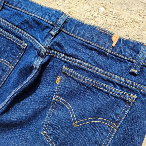 Vintage 90s Levi's Orange Tab 505 Straight Leg Jeans - Picture 5 of 8